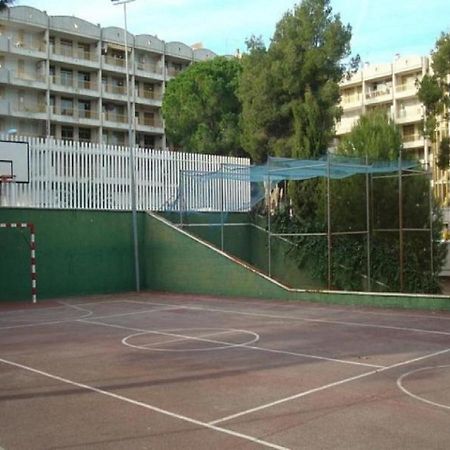 Apartamentos La Masia 002 살루 외부 사진