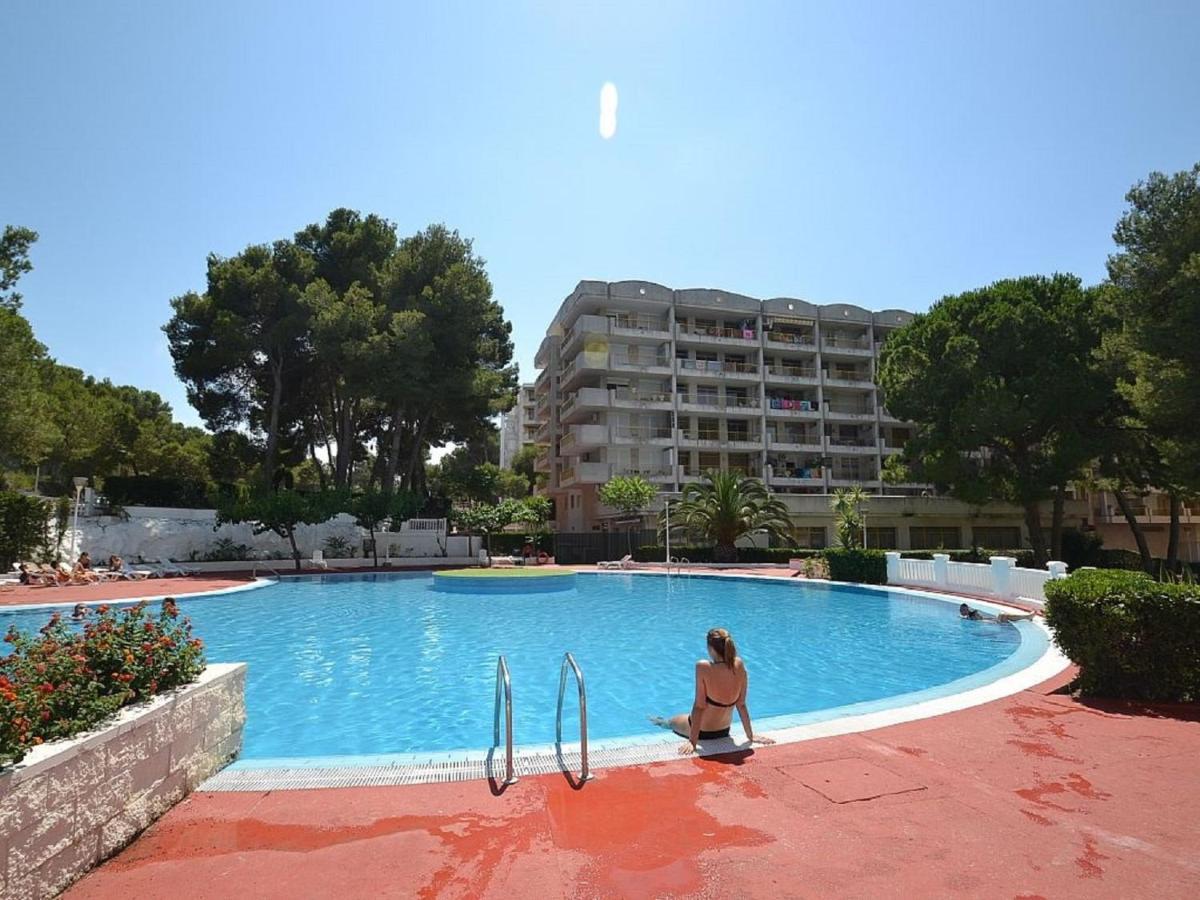 Apartamentos La Masia 002 살루 외부 사진