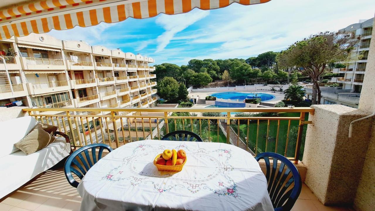 Apartamentos La Masia 002 살루 외부 사진