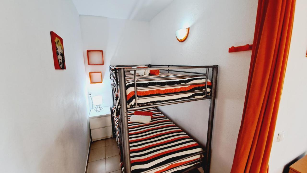 Apartamentos La Masia 002 살루 외부 사진