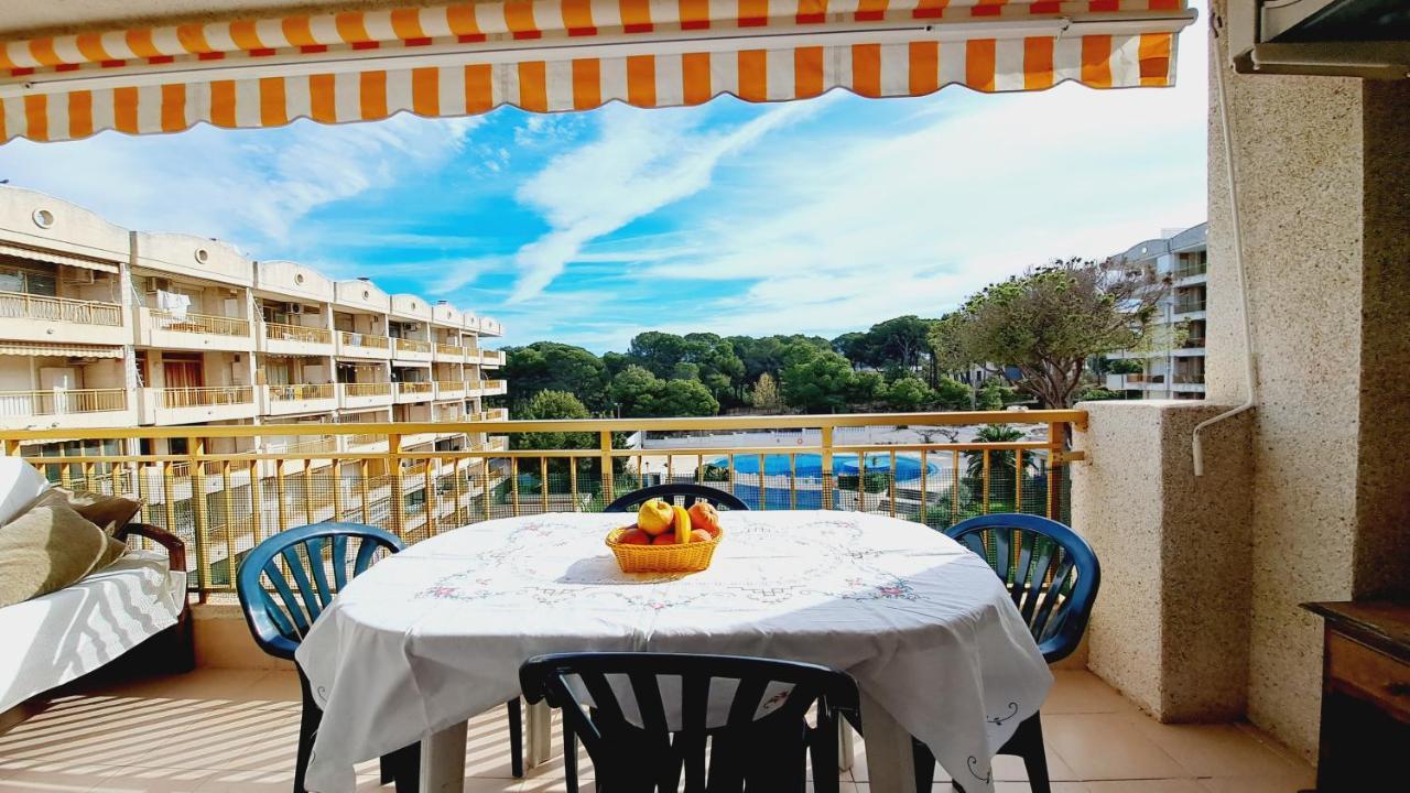 Apartamentos La Masia 002 살루 외부 사진