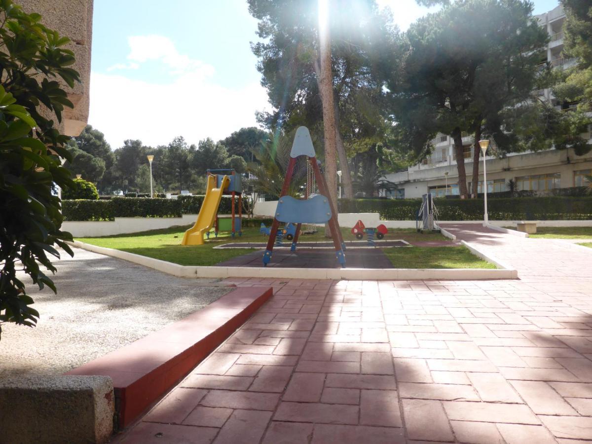 Apartamentos La Masia 002 살루 외부 사진