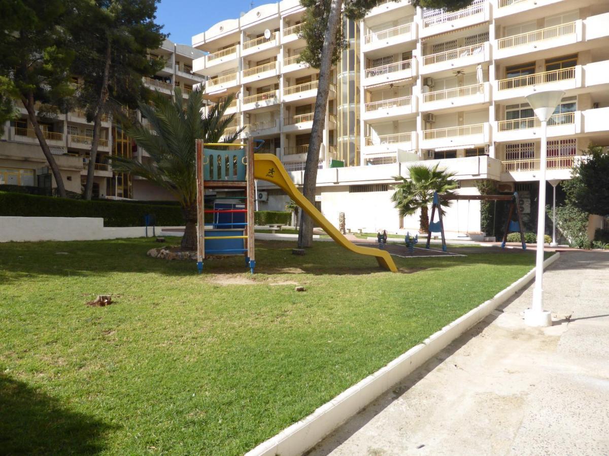Apartamentos La Masia 002 살루 외부 사진